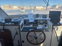 Kapal kerja keur dijual