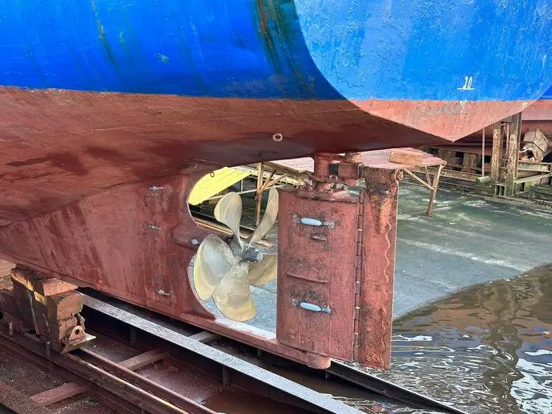 Kapal pangangkut barang curah keur dijual
