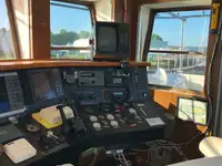 Kapal pesiar-feri keur dijual
