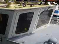 Kapal kerja keur dijual