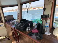 Kapal kerja keur dijual