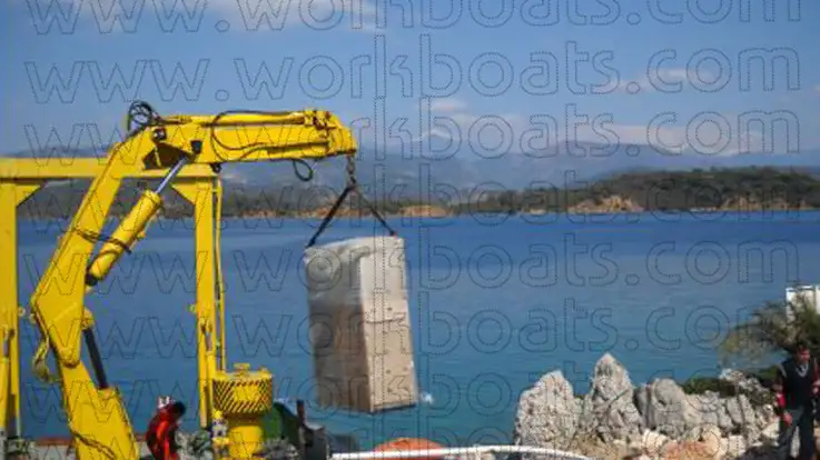 Kapal penarik keur dijual