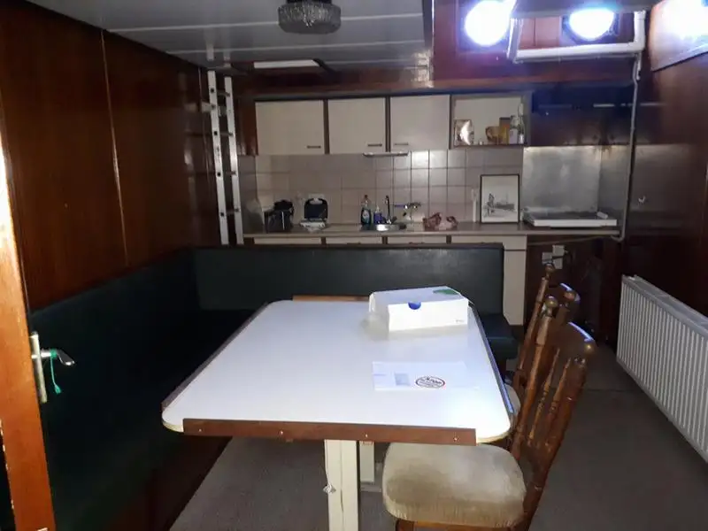 Kapal keruk keur dijual