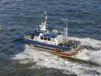 Katamaran pikeun dijual