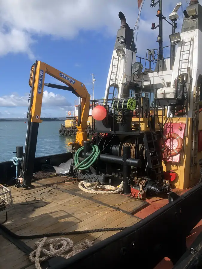 Kapal penarik keur dijual