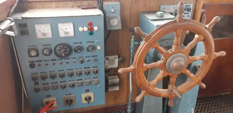 Kapal pilot keur dijual