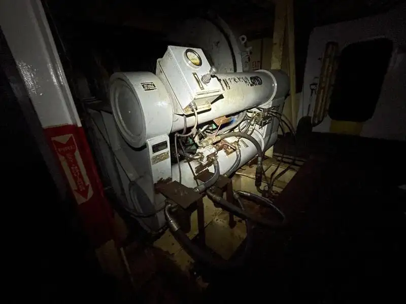Kapal keruk keur dijual
