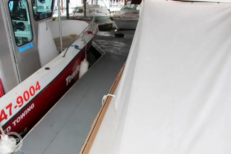 Kapal pangolahan lautan keur dijual