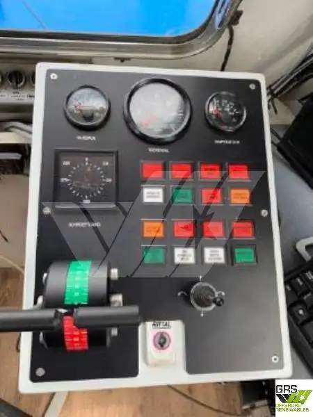 Kapal kerja keur dijual