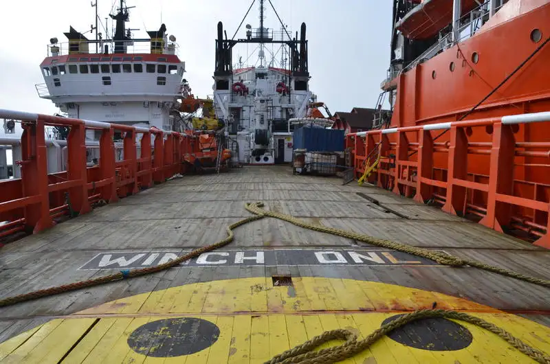 Kap pasokan platform (PSV) keur dijual