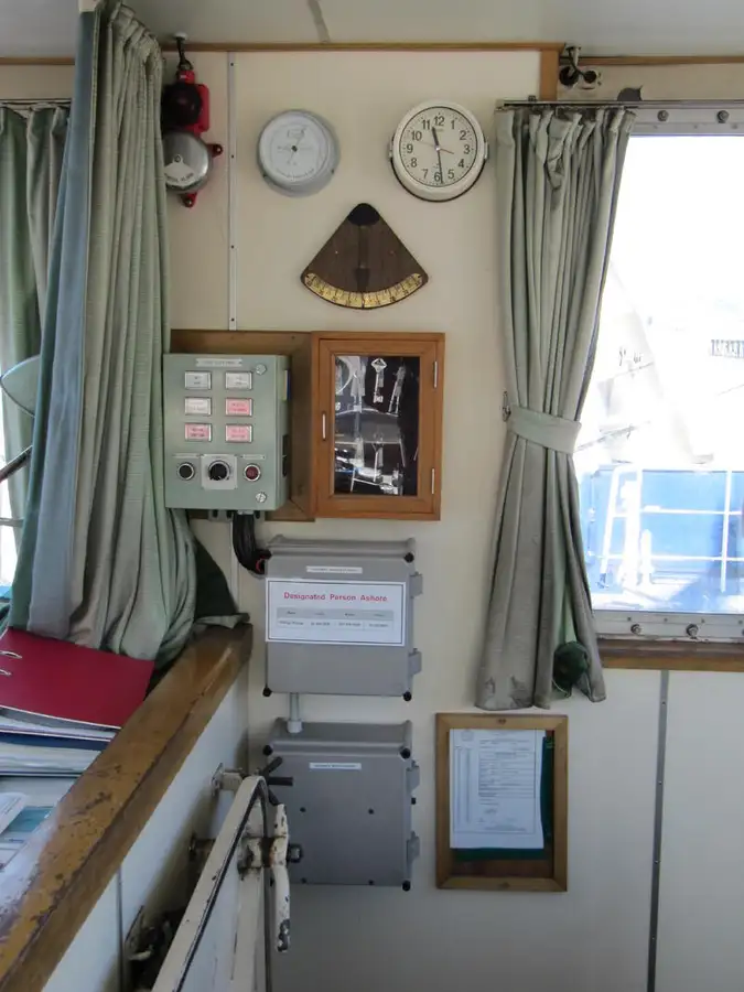 Kapal penarik keur dijual