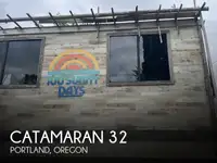 Katamaran pikeun dijual