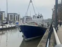 Trawler pikeun dijual