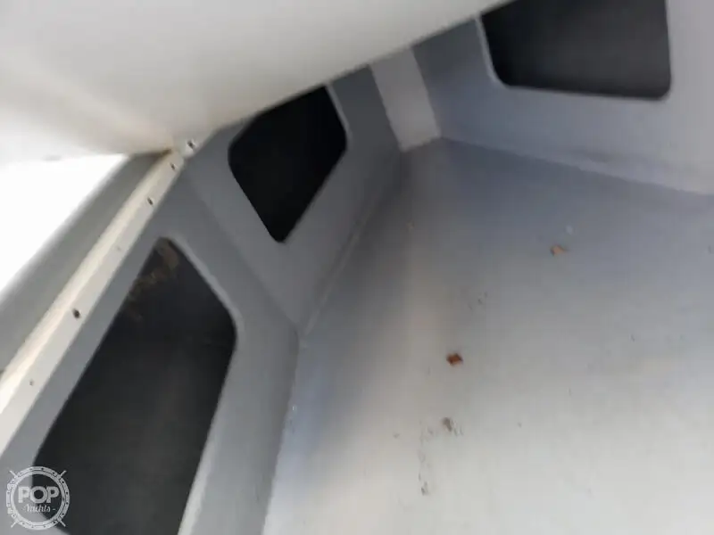 Kapal pangolahan lautan keur dijual