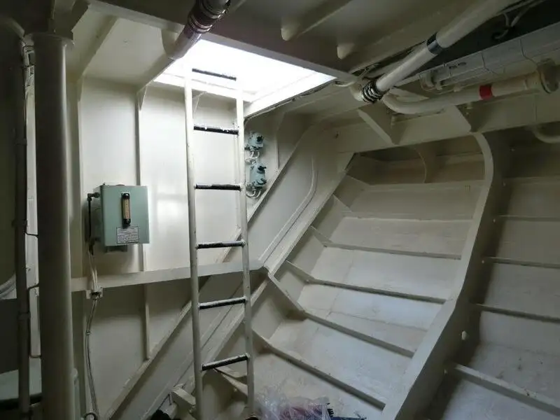Kapal pesiar keur dijual