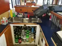Kapal pesiar keur dijual