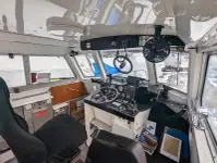 Kapal kerja keur dijual