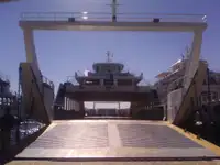 Kapal Ferry pikeun dijual