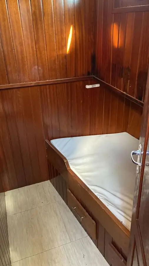 Kapal fery keur dijual