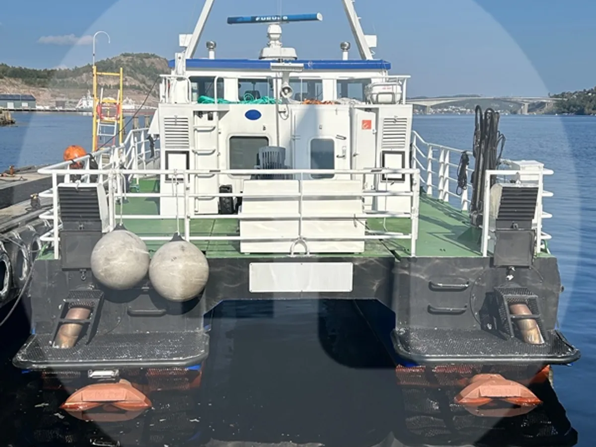Kapal kerja keur dijual