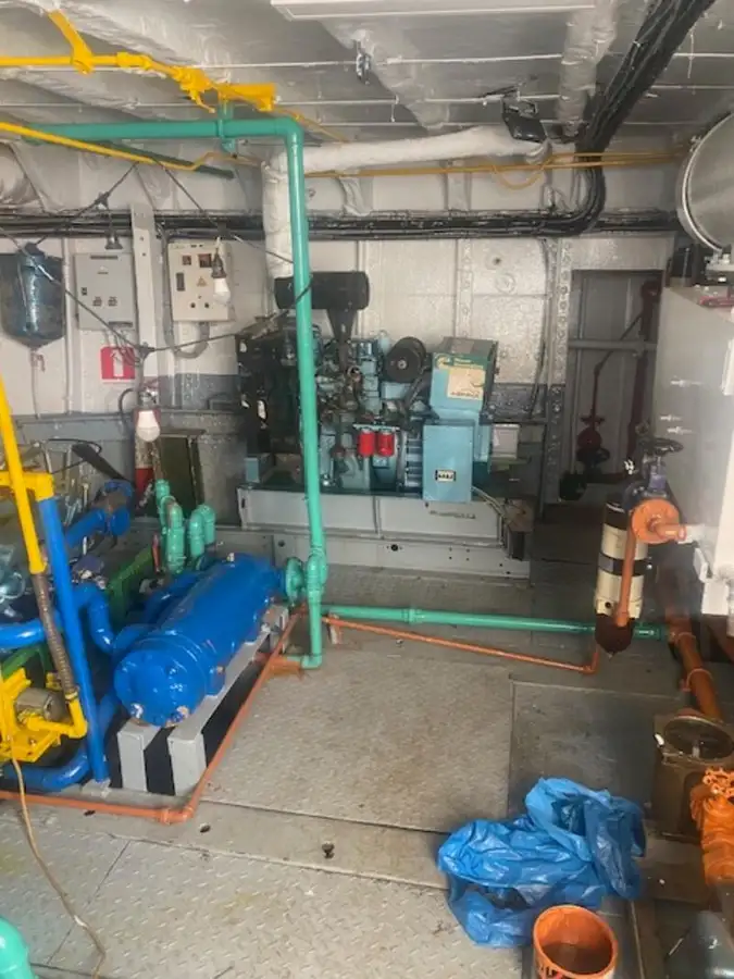 Kapal fery keur dijual