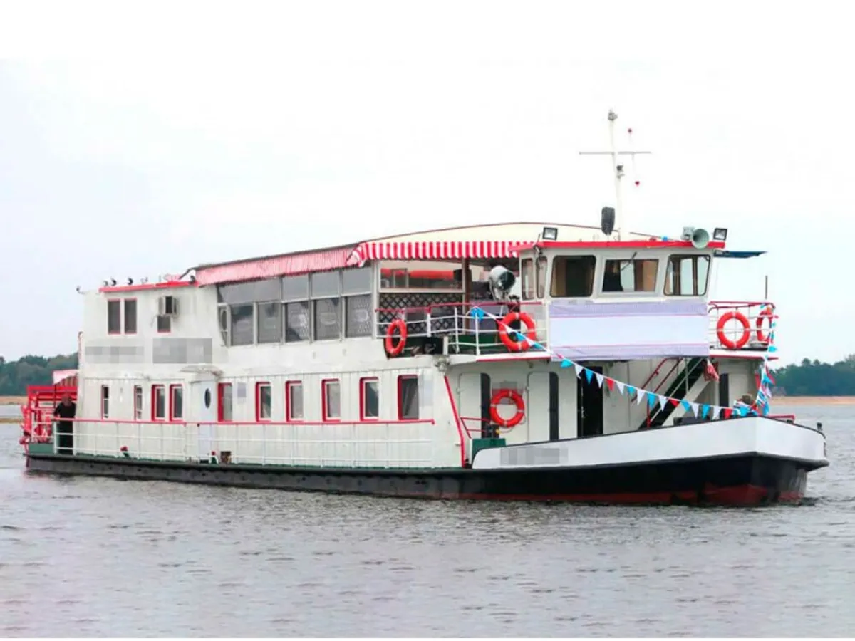 Kapal kontainer keur dijual
