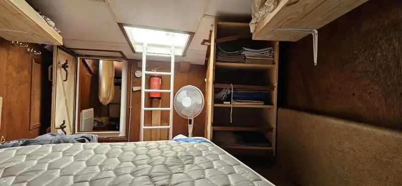 Kapal penarik keur dijual