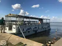 Kapal pesiar keur dijual