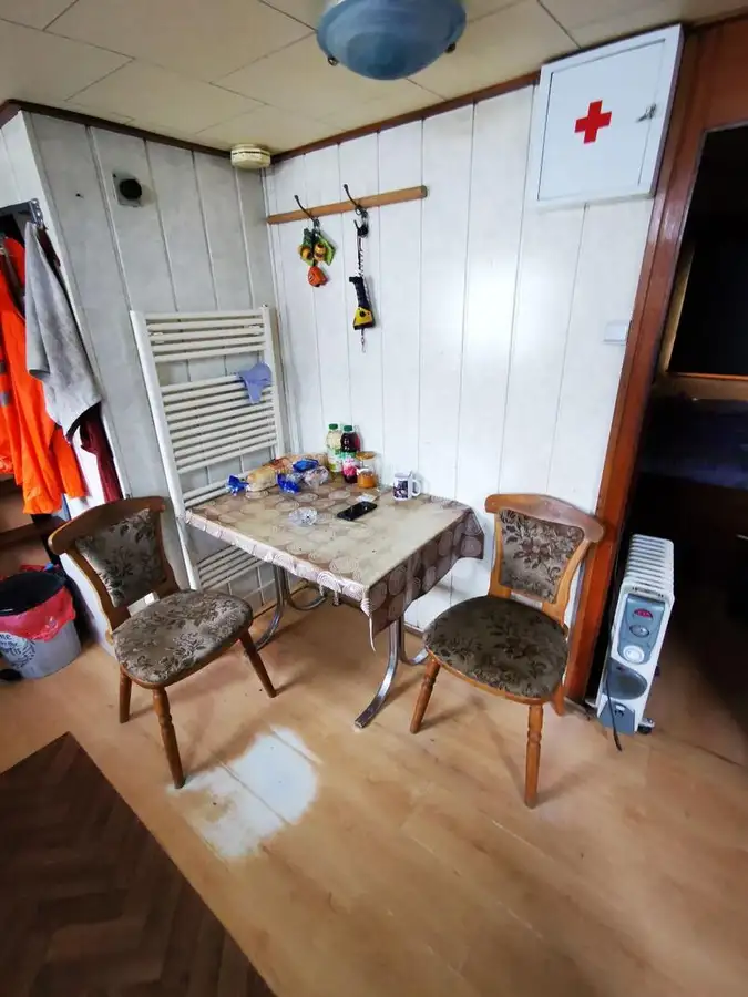 Kapal keruk keur dijual
