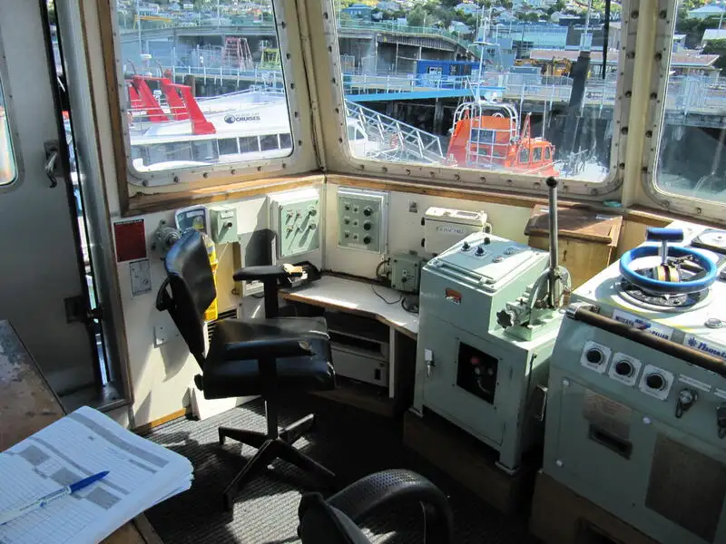 Kapal penarik keur dijual