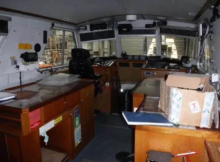 Kapal survei keur dijual