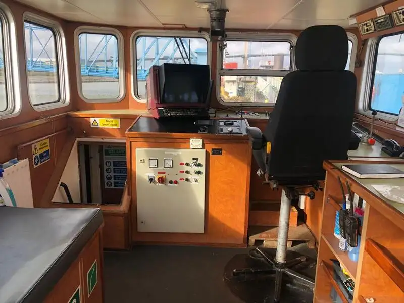 Kapal penarik keur dijual