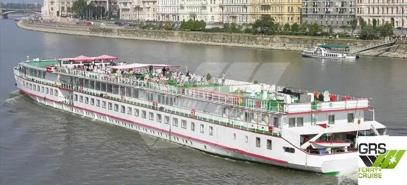 Kapal pesiar keur dijual