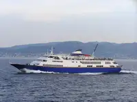 Kapal pesiar keur dijual