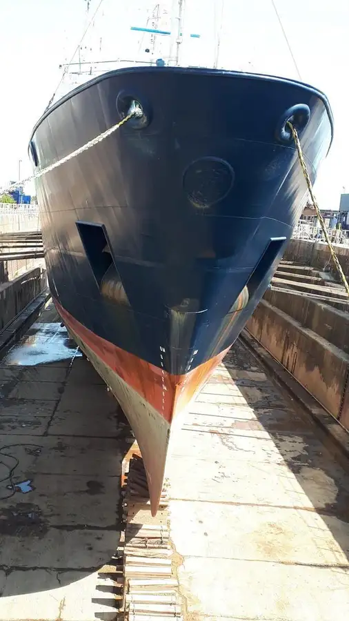 Kapal survei keur dijual