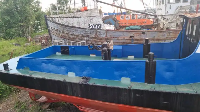 Kapal kerja keur dijual