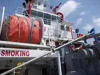 Kapal pangangkut barang curah keur dijual