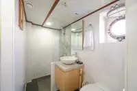 Kapal survei keur dijual