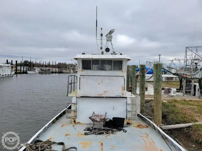 Kapal pasokan keur dijual