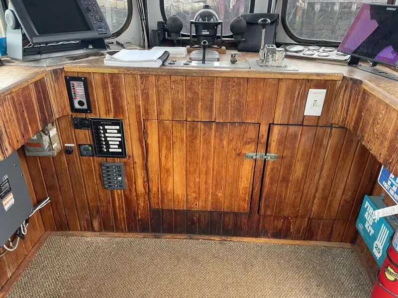 Kapal penarik keur dijual