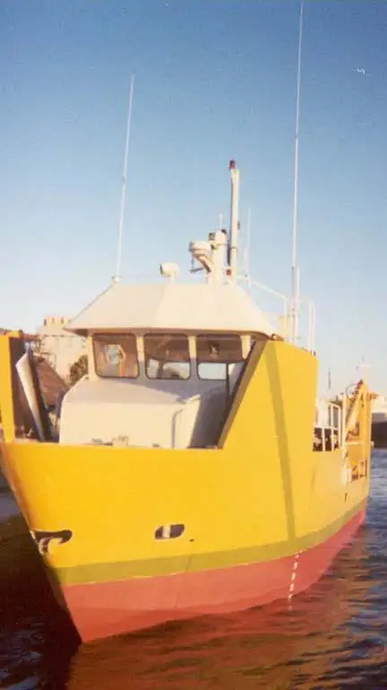 Kapal penarik keur dijual