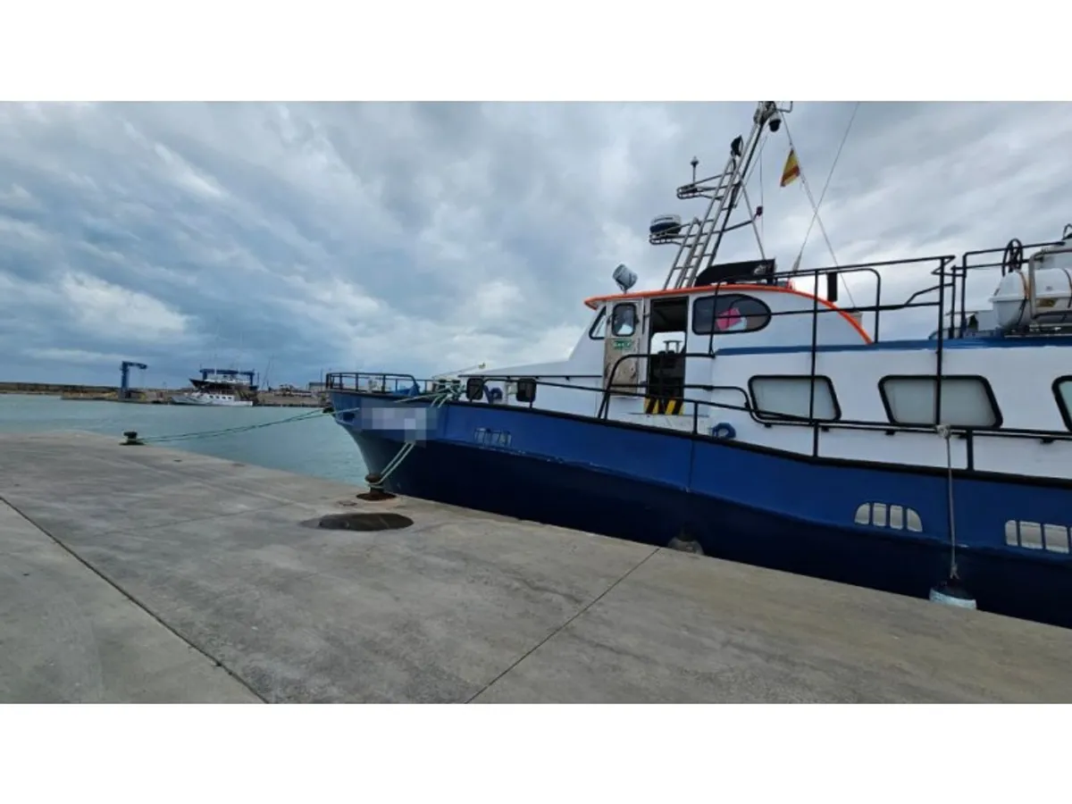 Kapal kru keur dijual