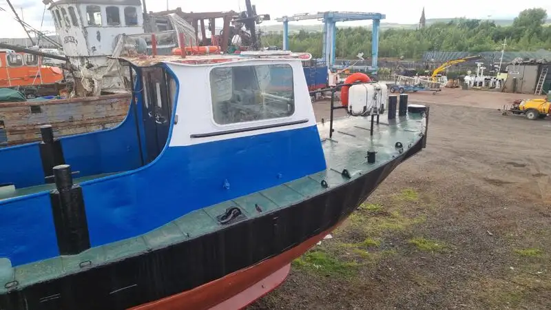Kapal kerja keur dijual