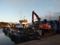 Kapal penarik keur dijual