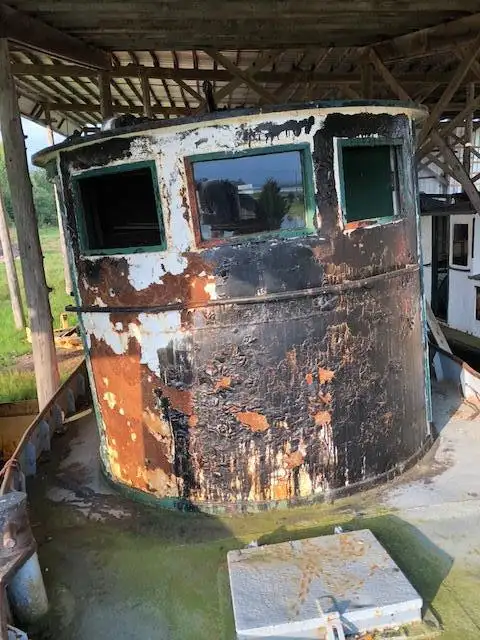 Kapal penarik keur dijual