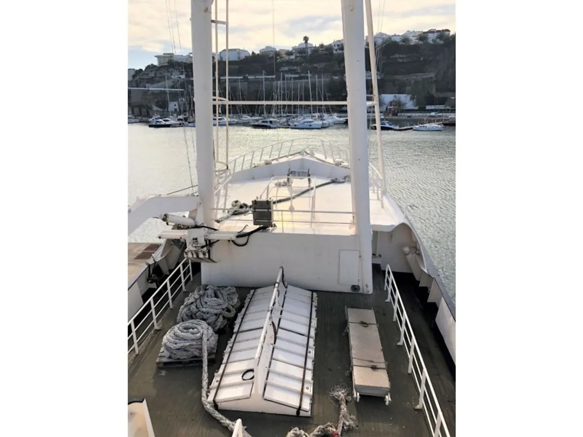 Yacht keur dijual