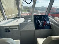 Kapal kerja keur dijual
