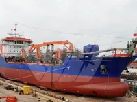 Kapal keruk keur dijual