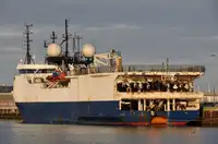 Kapal survei keur dijual