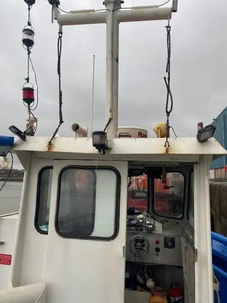 Kapal penarik keur dijual